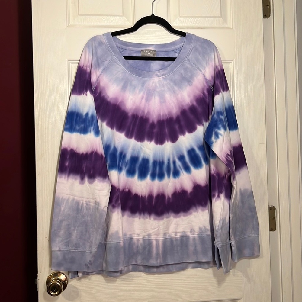 NWOT K.Jordan lightweight sweatshirt